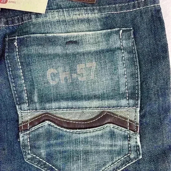 Chevignon New Jean size 30/32 factory, distressed  butterfly leather back tag - Picture 5 of 8